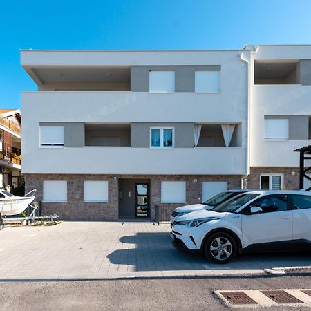 Apartment Apartman Mia Brodarica  Exterior foto